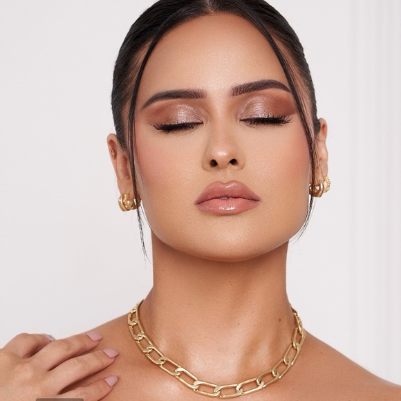 Dominique Essential Palette - Picture 12 of 13